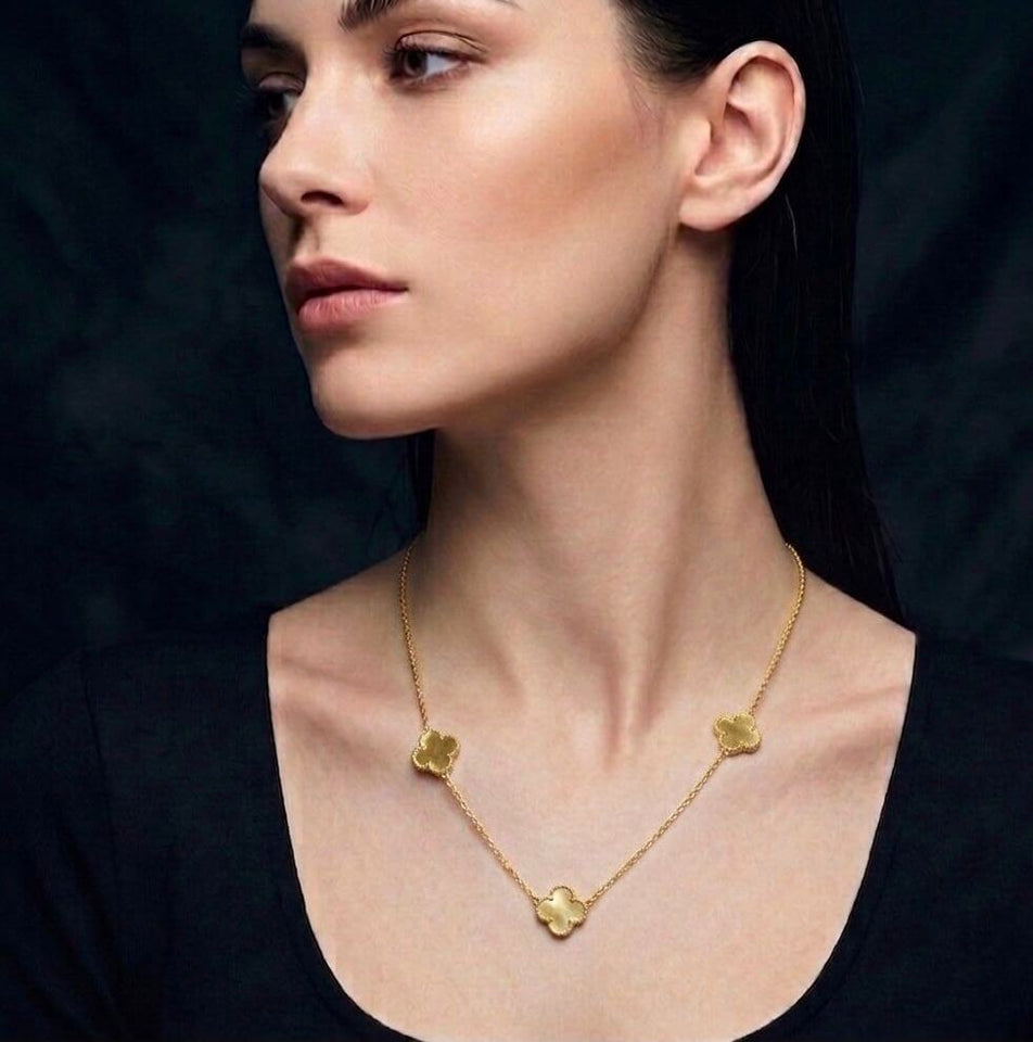 Luxury Pendant Collection – Premium Gold & Silver Necklaces for Women