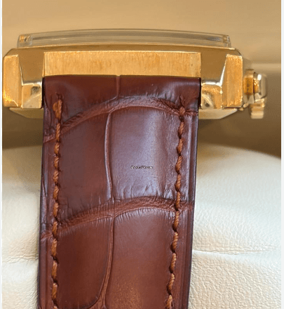 GUSALAI Golden Dial Premium Leather Strap Watch