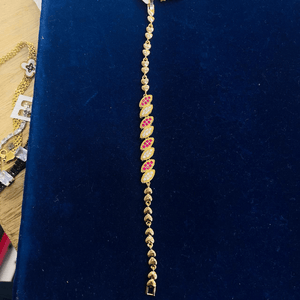 Heart Charm Crystal Link Bracelet – Gold & Pink Edition