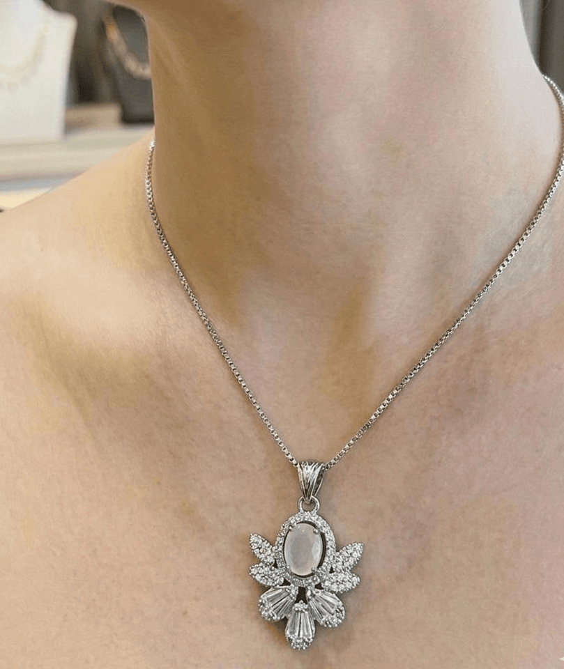 Luxury Pendant Necklace Collection