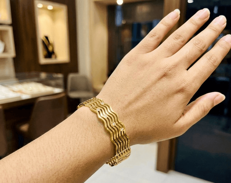 Luxury Gold Bracelet Collection