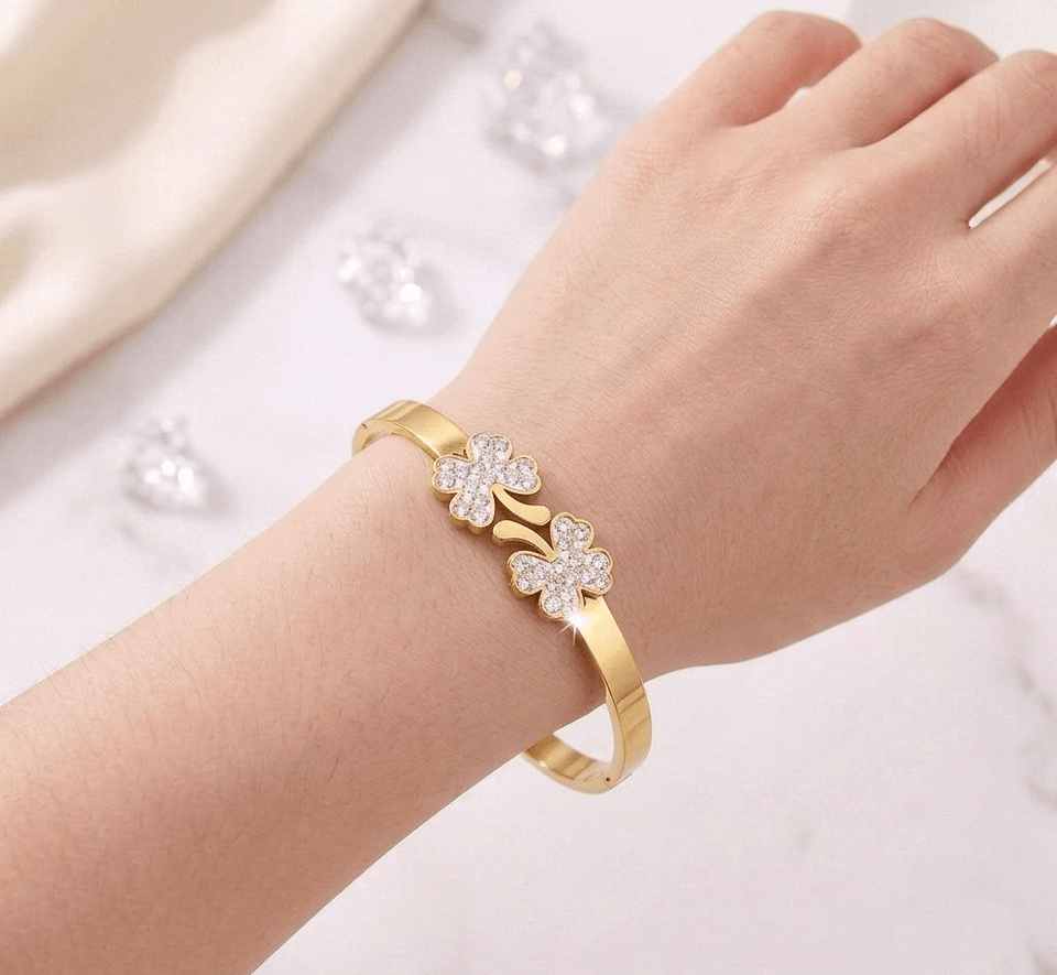 Luxury Gold Bracelet Collection