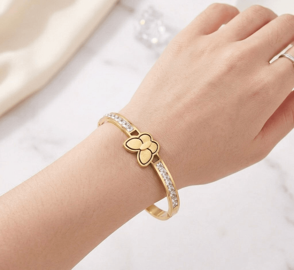 Luxury Gold Bracelet Collection