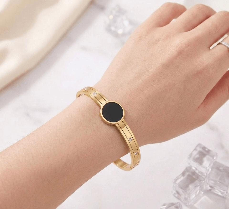 Luxury Gold Bracelet Collection