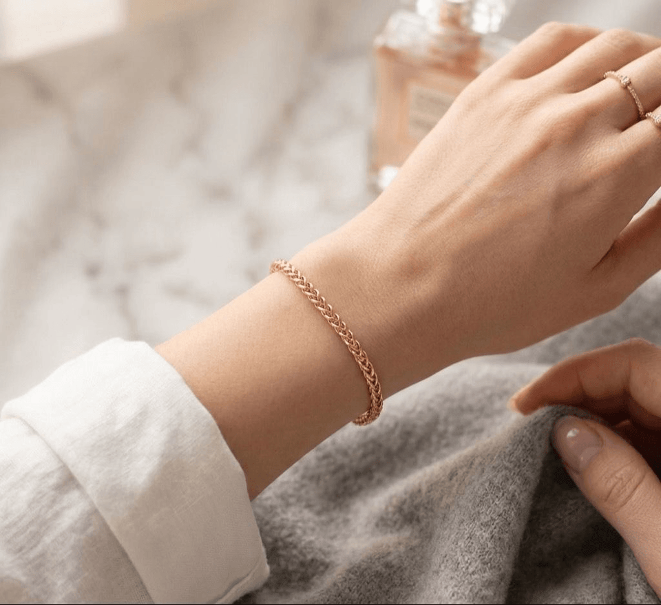 Luxury Gold Bracelet Collection